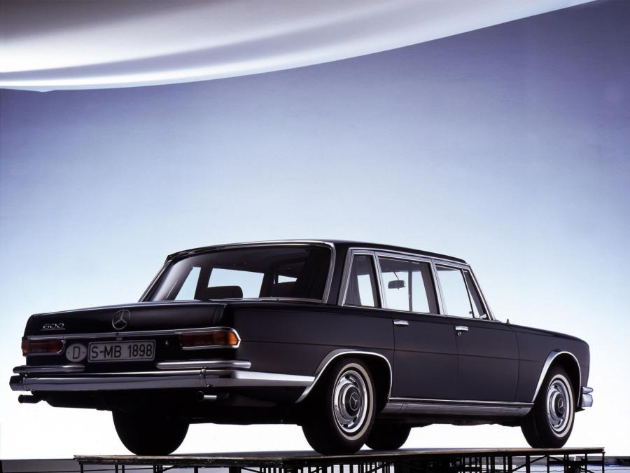 Mercedes-Benz S600 1964 года  (фото 4 из 5)